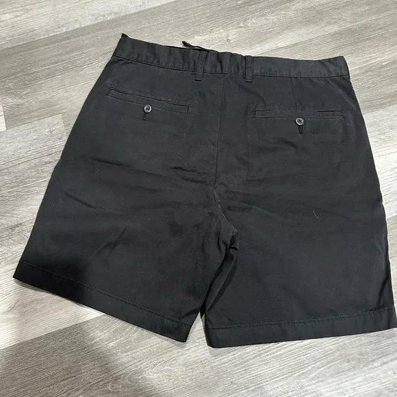 UNIQLO Men's Black Shorts - Picture 2 of 5